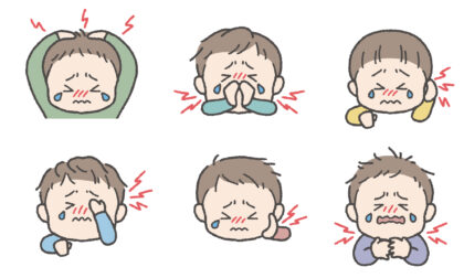 中耳炎によく見られる子供の主な症状をまとめたイラスト(発熱・耳の痛み・ぐずり など)